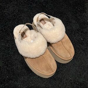 Platform UGGS